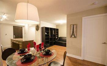Royal Stays Suites - Blue Jays Way Toronto Exteriör bild